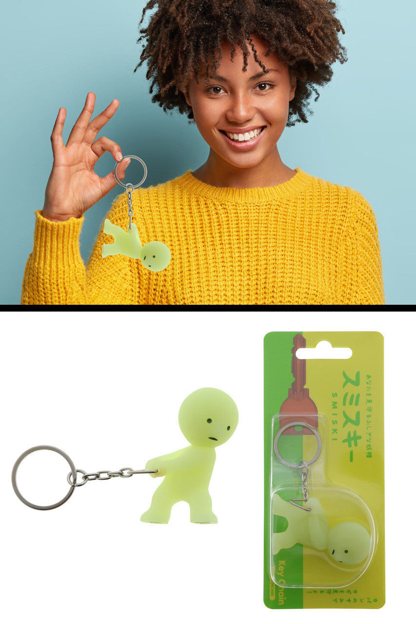 Collectible Smisky Glow-in-the-Dark Split Ring Keychain Silver-Tone - KEKC66233